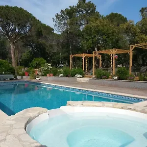 Frühstückspension Les Mayombes, Roquebrune-sur Argens
