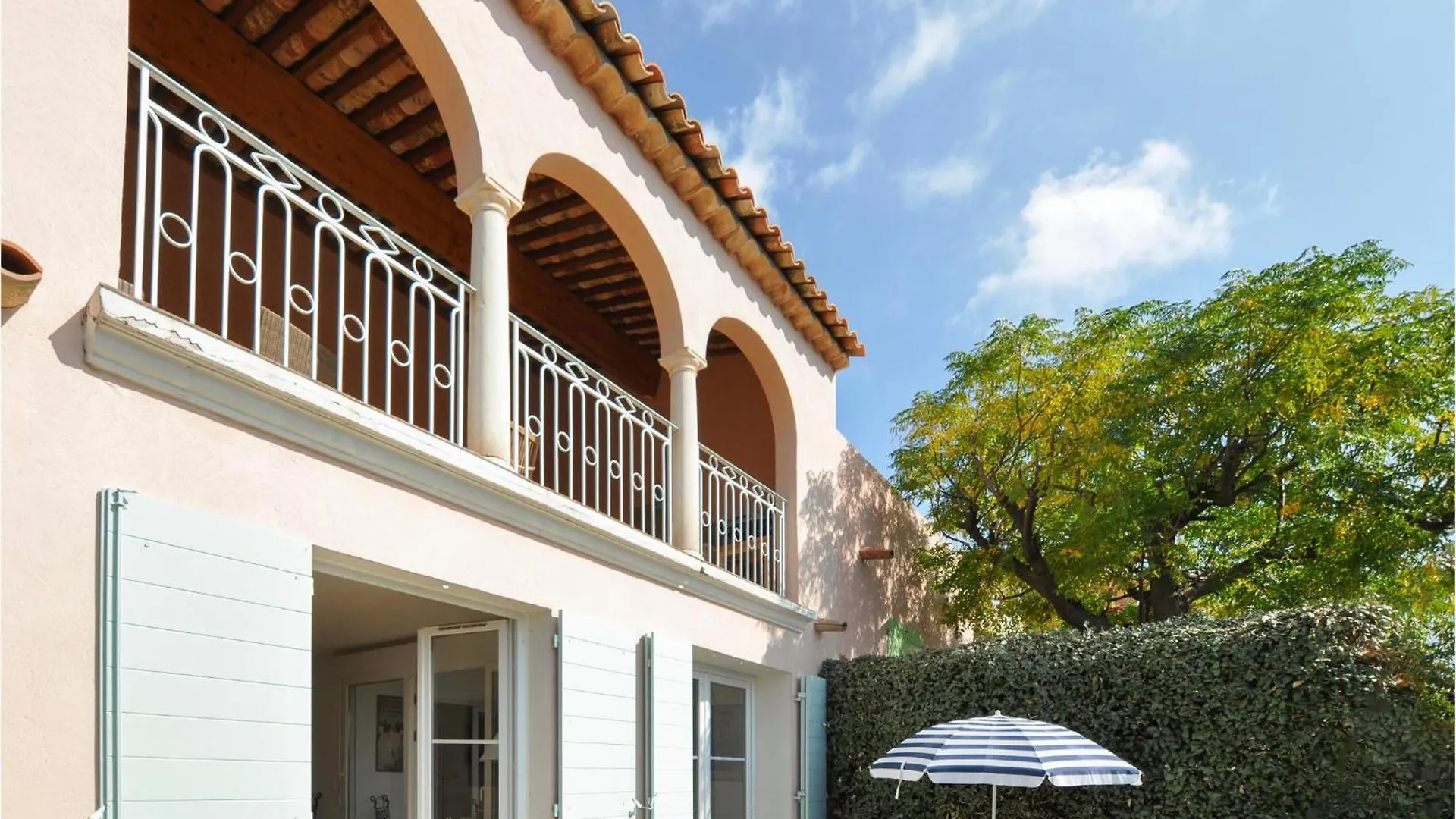 Ferienhaus Gorgeous Home In Roquebrune-sur Argens Frankreich